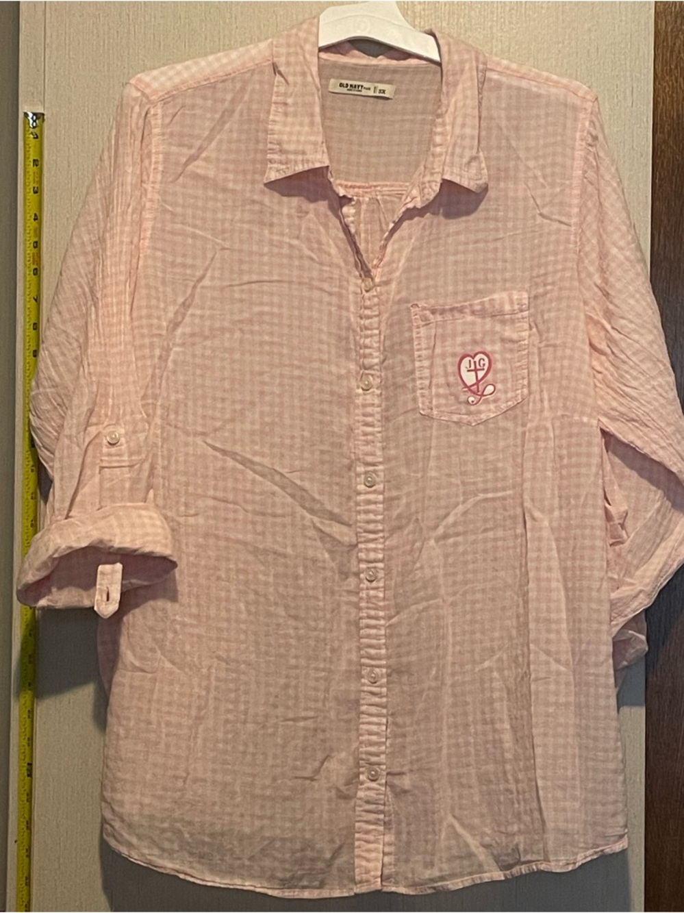 Old Navy Light Pink & White Women’s Casual Button-Down Shirt, Chest Pocket